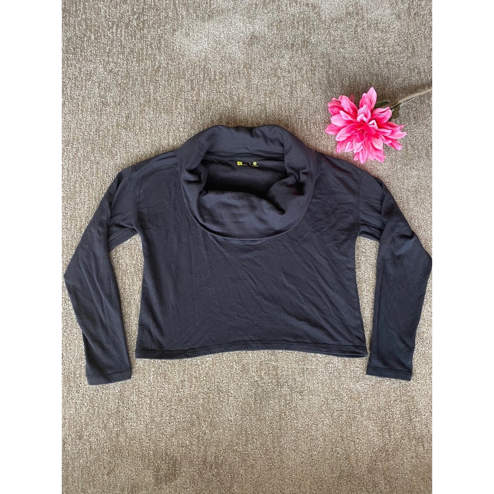 Black Activewear Long Sleeve Top